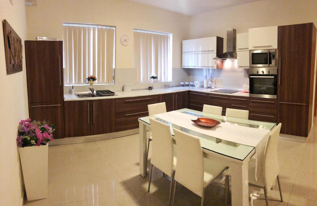 The Village Apartment 2 Kirkop Luaran gambar